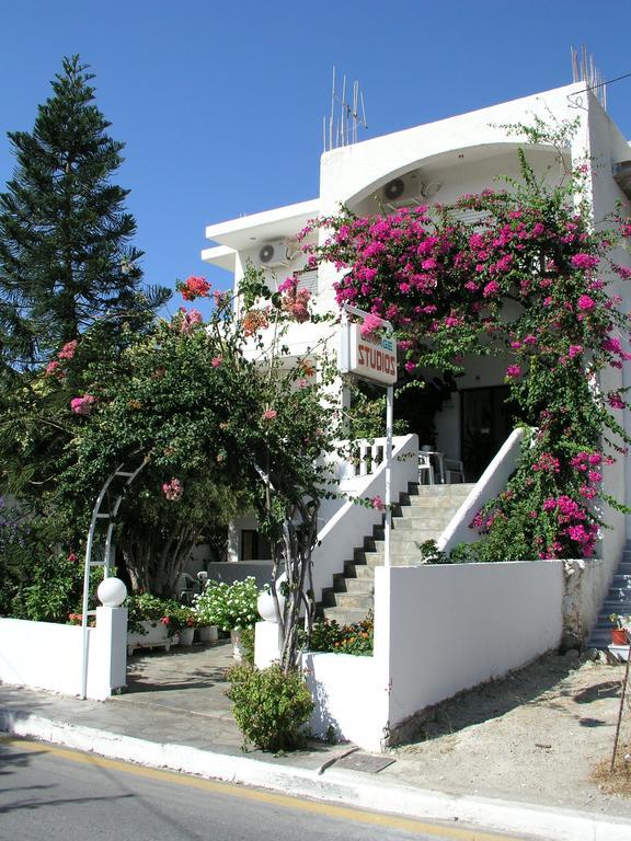Apartament George Palaiochora